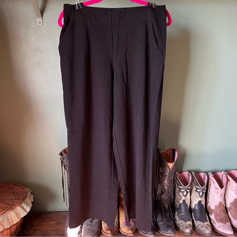 Max Studio Women’s Black Pants with Pockets Large